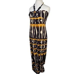 Valerie Bertinelli Strapless Dress in Black, White, and Gold